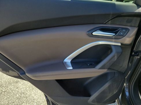 Certified 2025 Audi Q5 Premium w/ Convenience Package image 28