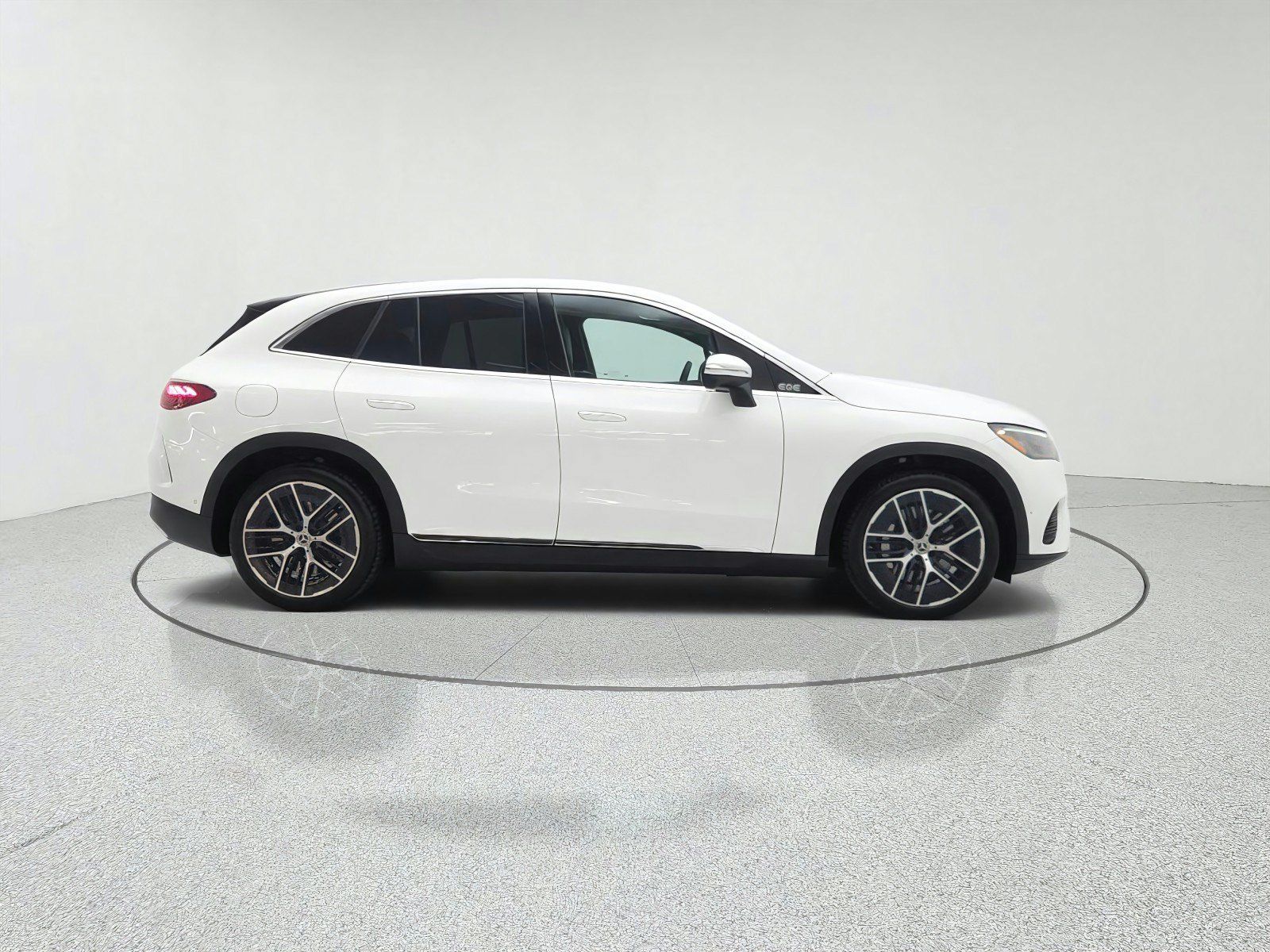 Certified 2023 Mercedes-Benz EQE 350+ 4MATIC SUV image 4