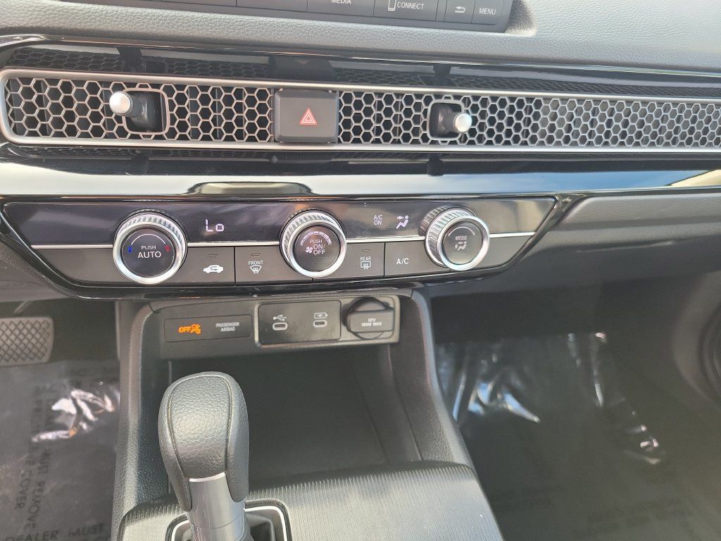 Certified 2025 Honda Civic LX image 32