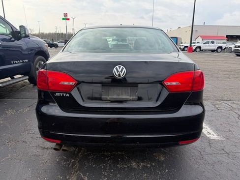Used 2014 Volkswagen Jetta S image 4