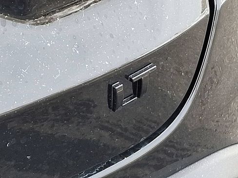 New 2026 Chevrolet Trax LT w/ Sunroof Package FWD image 6