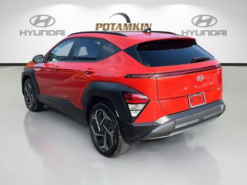Used 2026 Hyundai Kona SEL Premium FWD image 7