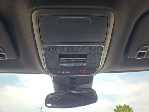 Used 2024 GMC Acadia Denali AWD/4WD image 42