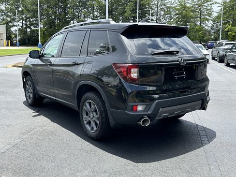 Certified 2025 Honda Passport TrailSport image 10