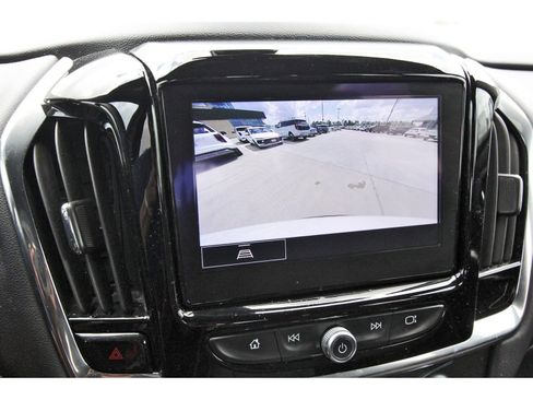 Used 2023 Chevrolet Traverse LT image 26