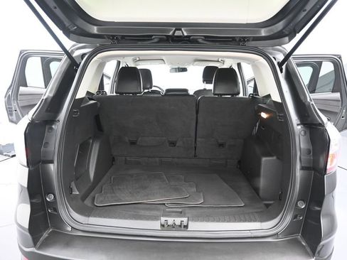 Used 2018 Ford Escape SE w/ SE Sport Appearance Package FWD image 28