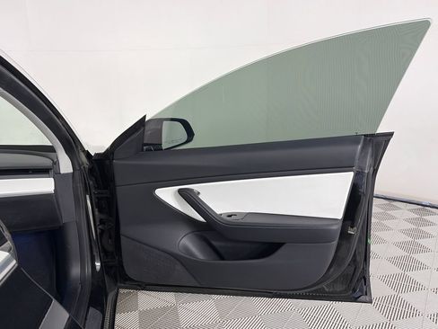 Used 2020 Tesla Model 3 Performance AWD/4WD image 24