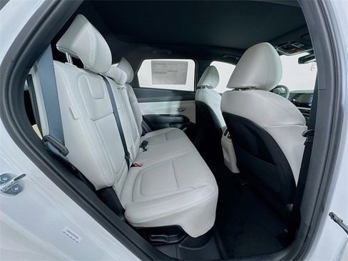 New 2026 Hyundai Tucson Limited image 48