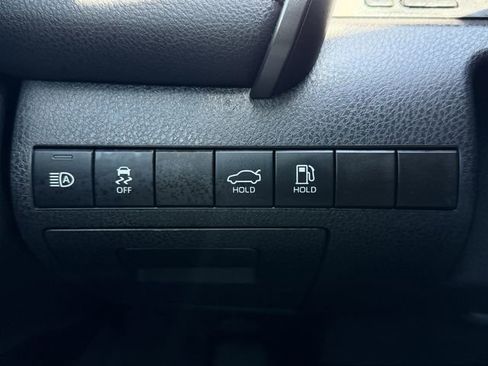 Used 2022 Toyota Camry XSE image 23