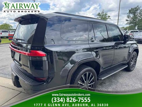 Used 2024 Lexus GX 550 w/ Accessory Package (Z1) AWD/4WD image 6