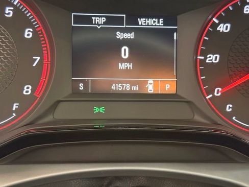 Used 2024 Chevrolet Trax RS w/ Driver Confidence Package FWD image 11