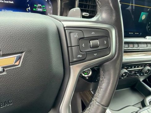 Used 2023 Chevrolet Silverado 1500 LT AWD/4WD image 30