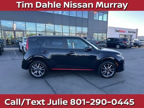 Used 2022 Kia Soul GT-Line FWD image 13