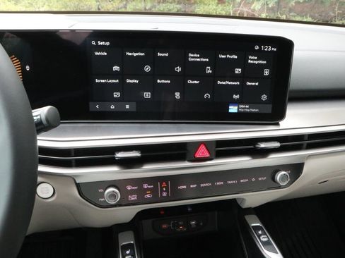 New 2025 Kia Sorento S w/ Panoramic Sunroof Package FWD image 8