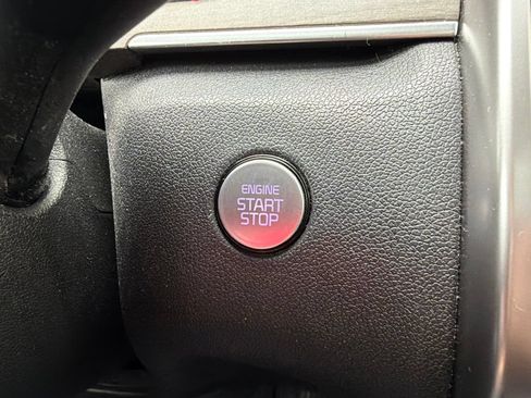Used 2023 Kia Sorento S w/ Panoramic Sunroof Package AWD/4WD image 8