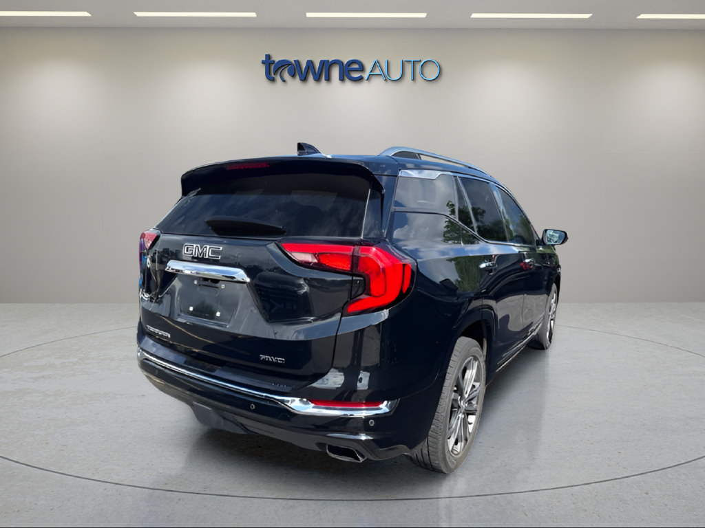Used 2020 GMC Terrain Denali w/ Denali Premium Package AWD/4WD image 4