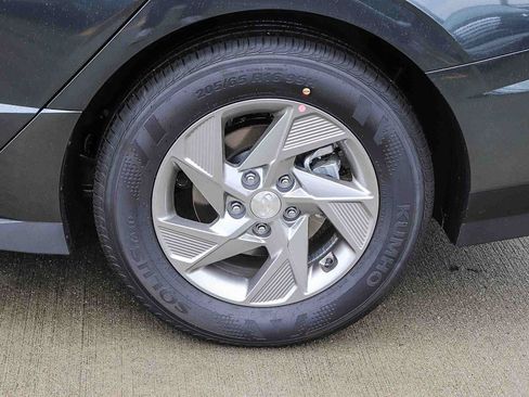 New 2026 Hyundai Sonata SE FWD image 13