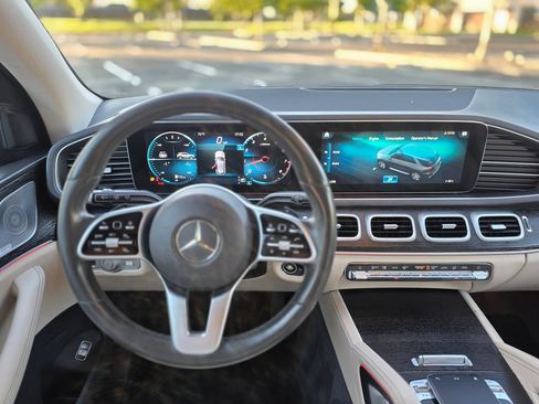 Used 2020 Mercedes-Benz GLE 350 4MATIC image 23