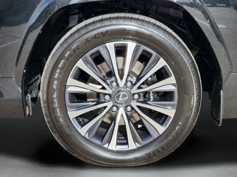 New 2026 Lexus LX 600 4WD w/ Premium Package image 25