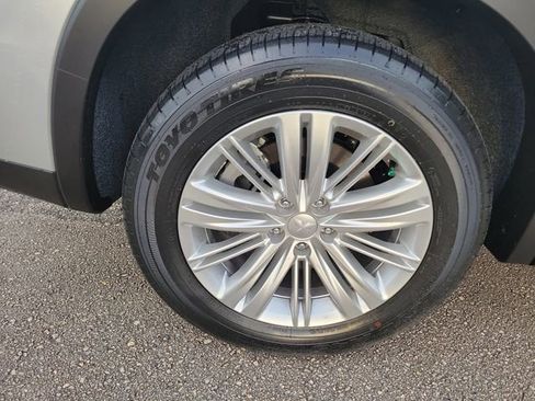 Used 2025 Mitsubishi Outlander ES image 7