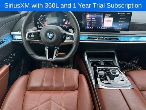 Used 2026 BMW 740i xDrive AWD/4WD image 18
