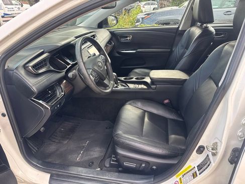 Used 2014 Toyota Avalon XLE Touring FWD image 11