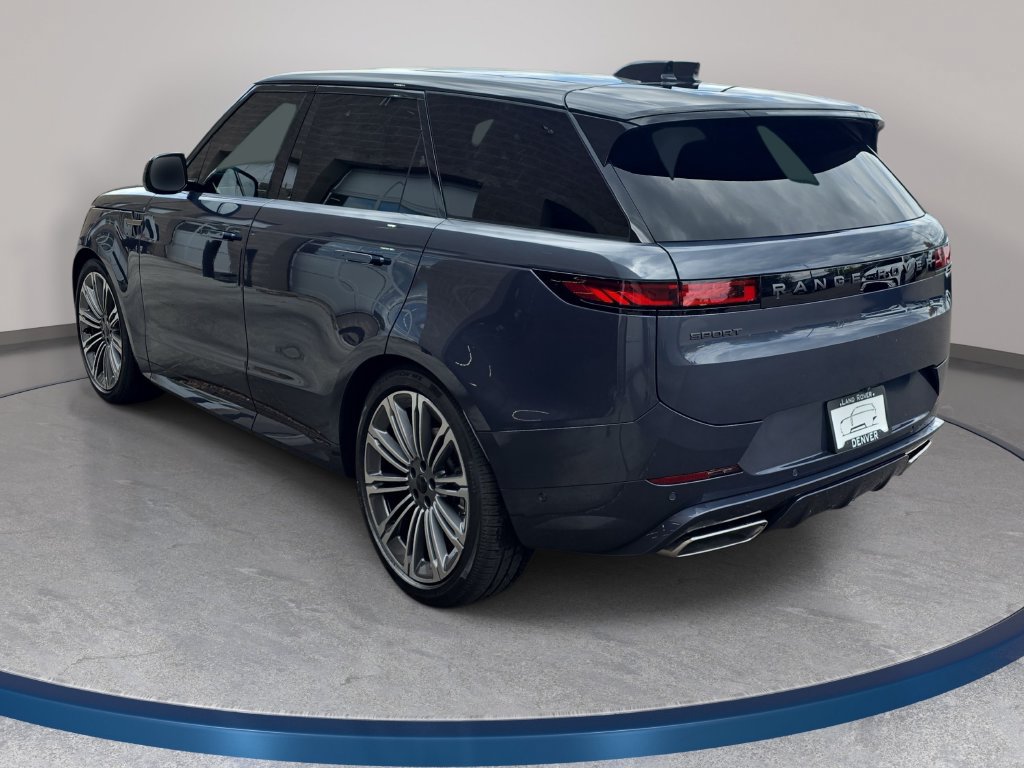 New 2027 Land Rover Range Rover Sport Dynamic SE AWD/4WD image 7