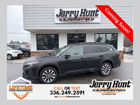 Used 2023 Subaru Outback Limited XT image 1