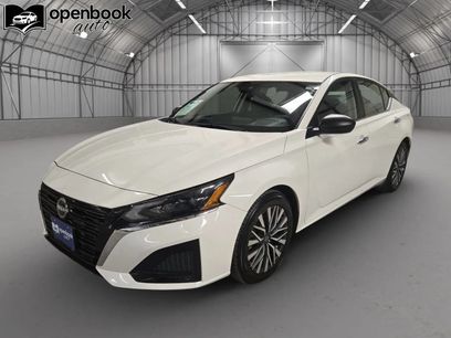 Used 2025 Nissan Altima 2.5 SV