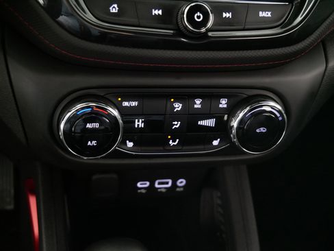 Used 2023 Chevrolet TrailBlazer RS w/ Convenience Package image 22