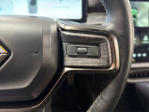 Used 2022 Rivian R1T Adventure image 34