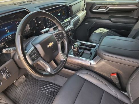 Certified 2023 Chevrolet Silverado 1500 LTZ w/ LTZ Premium Package AWD/4WD image 18