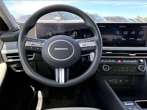 Certified 2025 Hyundai Sonata SEL image 6