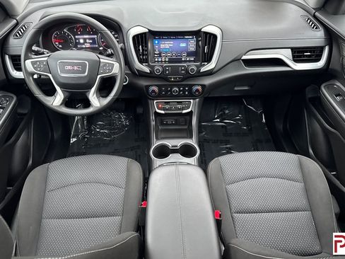 Certified 2024 GMC Terrain SLE w/ Driver Convenience Package image 15