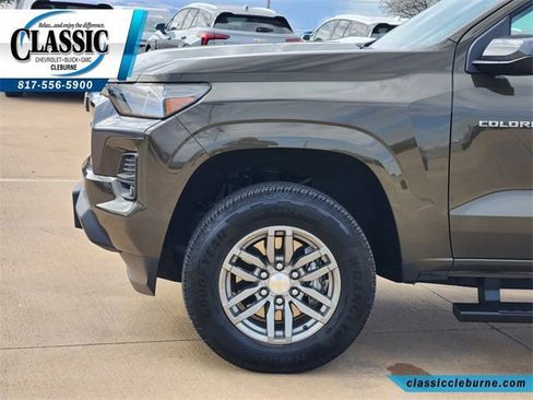 Used 2023 Chevrolet Colorado LT w/ LT Convenience Package II image 11
