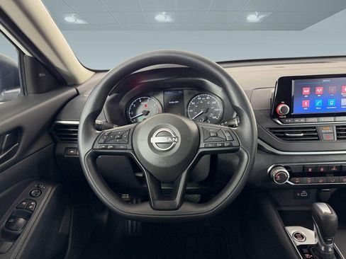 Used 2024 Nissan Altima 2.5 S image 23