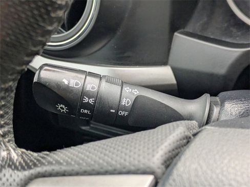 Used 2019 Toyota Tacoma SR5 image 27