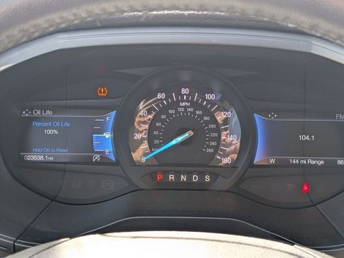 Used 2022 Ford Edge Titanium AWD/4WD image 11
