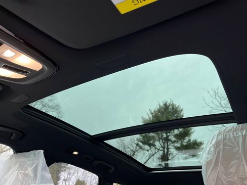 New 2026 Volvo XC60 B5 Plus w/ Protection Package Premier image 20