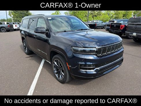 Certified 2025 Jeep Grand Wagoneer L Series III w/ Rear Seat Video Group 1 AWD/4WD image 2