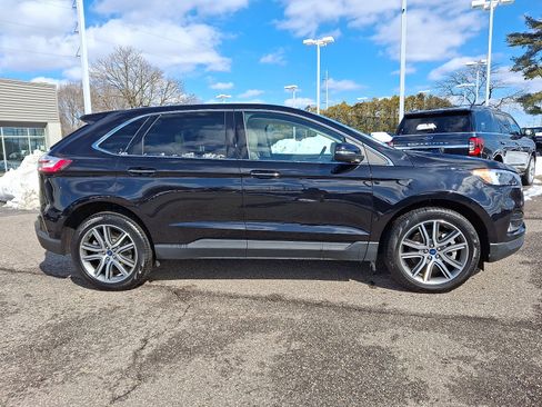 Used 2022 Ford Edge Titanium w/ Cargo Accessory Package image 12