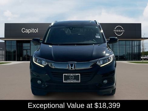 Used 2022 Honda HR-V EX image 2