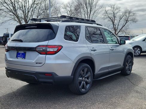New 2026 Honda Pilot Sport image 5