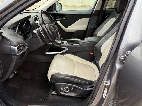 Used 2018 Jaguar F-PACE R-Sport AWD/4WD image 12