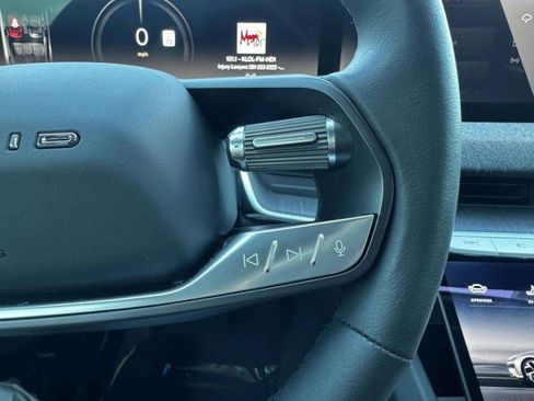 Used 2025 Lucid Air Pure image 32