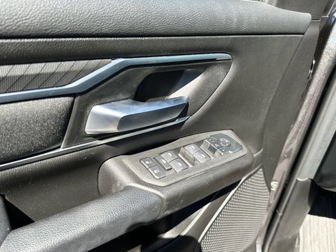 Certified 2025 RAM 1500 Big Horn AWD/4WD image 17