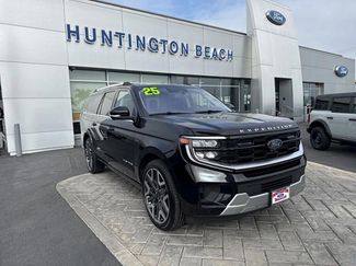 Used 2025 Ford Expedition Max Platinum w/ Platinum Ultimate Package AWD/4WD video 1
