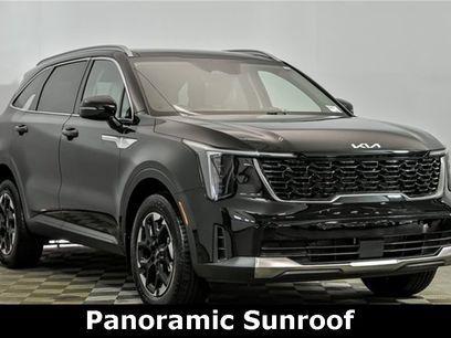 Used 2024 Kia Sorento S w/ Panoramic Sunroof Package