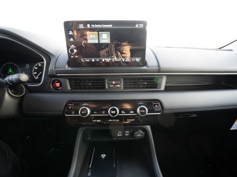 New 2025 Honda Pilot EX-L image 17