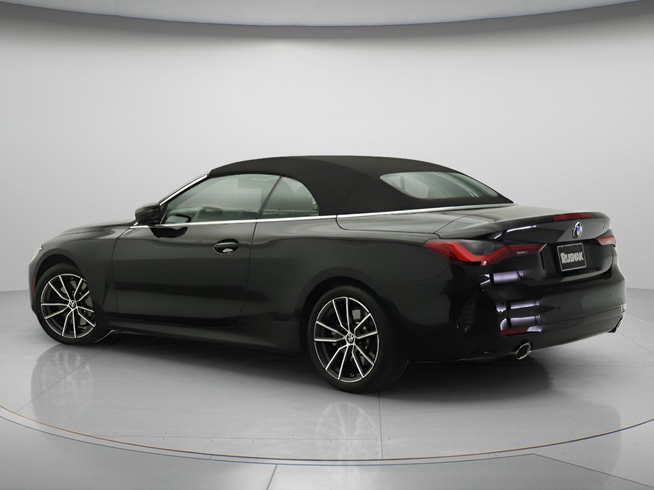 Used 2026 BMW 430i Convertible RWD image 2